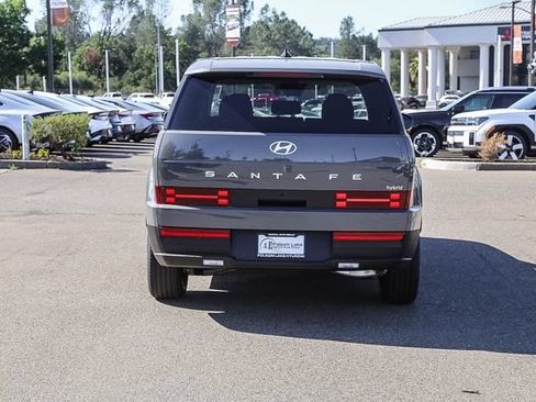 New 2026 Hyundai Santa Fe SE FWD image 4