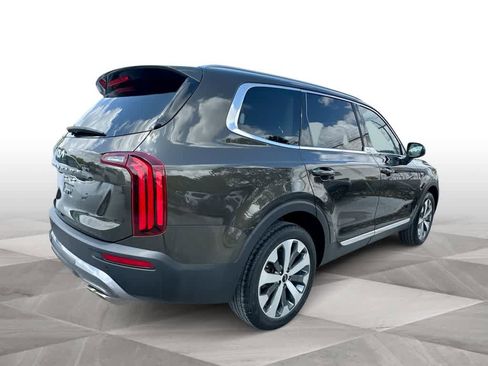 Used 2022 Kia Telluride EX w/ EX Premium Package image 8