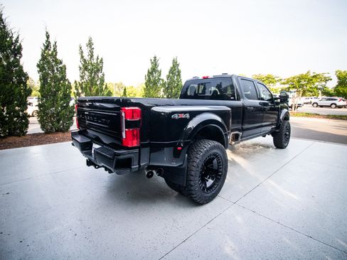 Used 2025 Ford F450 Platinum w/ Snow Plow Prep Package AWD/4WD image 11