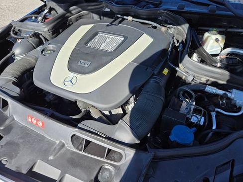 Used 2010 Mercedes-Benz C 350 Sport image 27