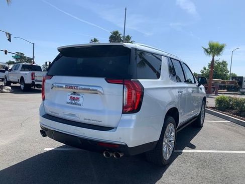 Used 2023 GMC Yukon Denali image 5