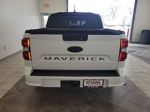 Used 2025 Ford Maverick Lobo image 7
