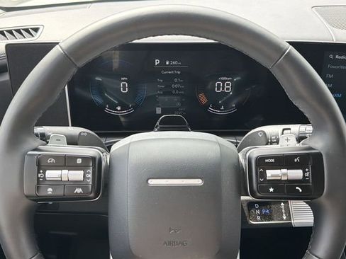 Used 2025 Hyundai Santa Fe SEL AWD/4WD image 28