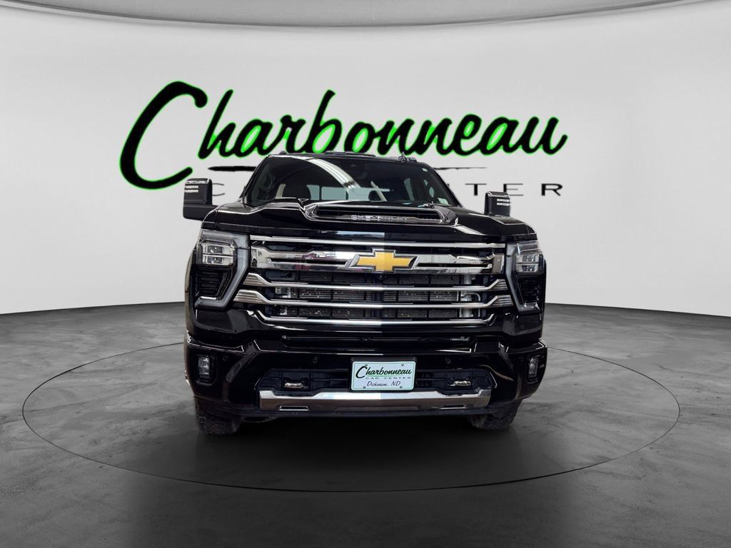 Used 2024 Chevrolet Silverado 3500 High Country w/ High Country Premium Package AWD/4WD image 8