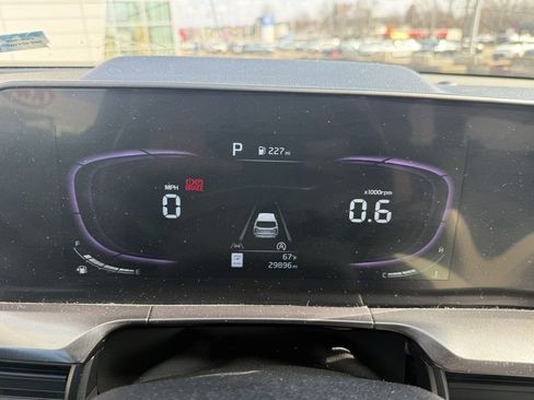 Used 2023 Kia Telluride S w/ S Sunroof Package image 10