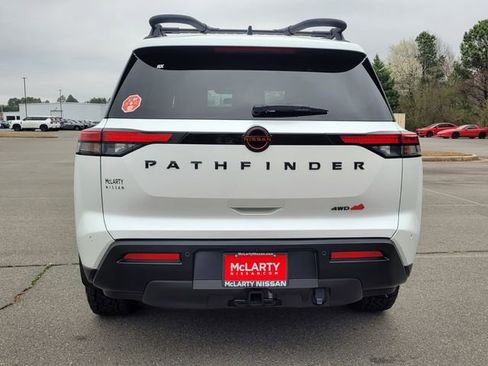 New 2026 Nissan Pathfinder Rock Creek w/ Rock Creek Premium Package AWD/4WD image 4