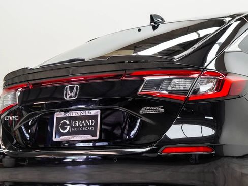 Used 2022 Honda Civic Sport Touring image 13