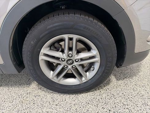 Used 2018 Hyundai Santa Fe Sport AWD/4WD image 35