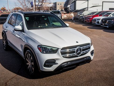 Used 2024 Mercedes-Benz GLE 350 4MATIC image 9