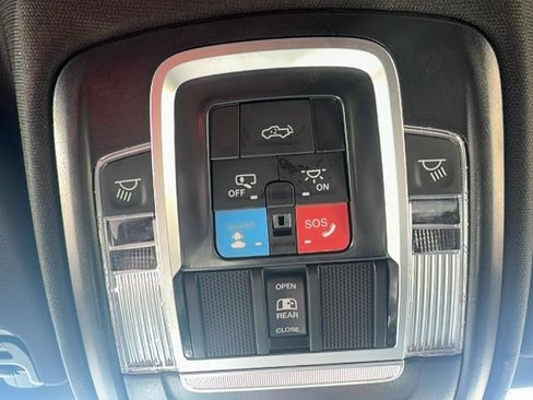 Used 2025 RAM 1500 Big Horn AWD/4WD image 21