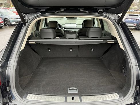 Used 2025 Genesis Electrified GV70 Advanced w/ Prestige Package image 11