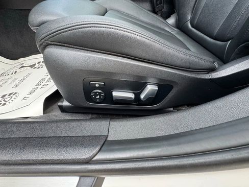 Used 2020 BMW 330i Sedan w/ Premium Package RWD image 34