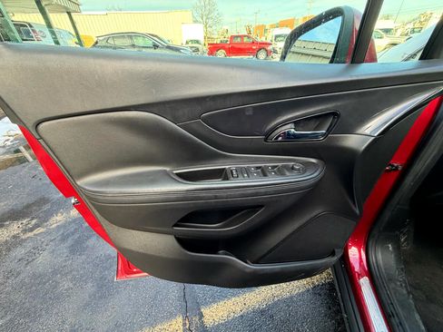 Used 2018 Buick Encore Preferred image 19