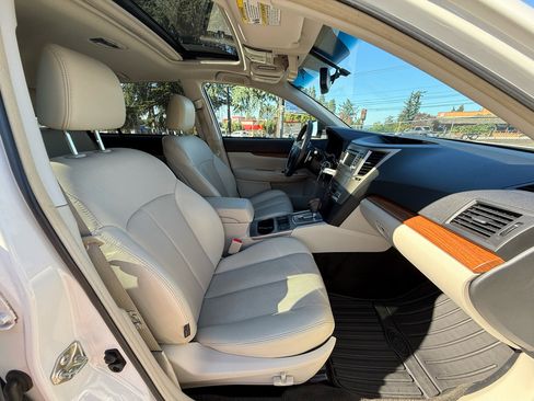 Used 2014 Subaru Outback 2.5i Limited w/ Moonroof Package image 19