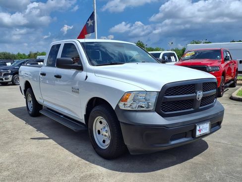 Used 2018 RAM 1500 Tradesman RWD image 3