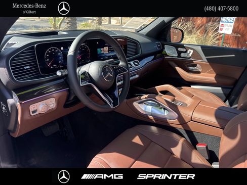 Certified 2025 Mercedes-Benz GLS 450 4MATIC image 12
