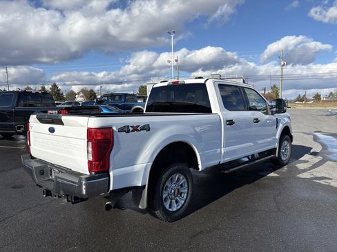 Used 2020 Ford F250 XLT image 3