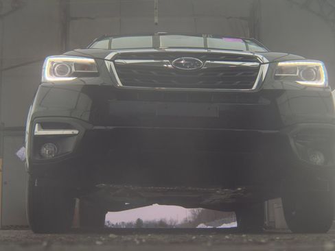 Used 2018 Subaru Forester 2.5i Limited image 3