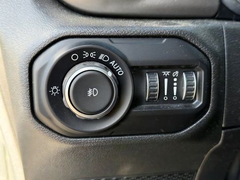 Used 2020 Jeep Wrangler Unlimited Sport S AWD/4WD image 18