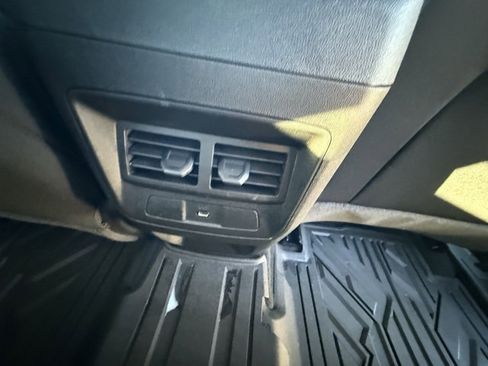 Certified 2024 Chevrolet Colorado LT w/ LT Convenience Package II image 11