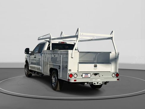 New 2026 Ford F350 XL w/ XL Chrome Package image 7