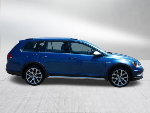 Used 2017 Volkswagen Golf Alltrack SEL AWD/4WD image 8