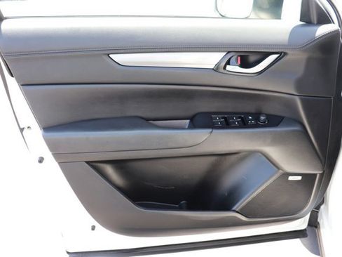 Used 2020 MAZDA CX-5 Touring FWD image 10