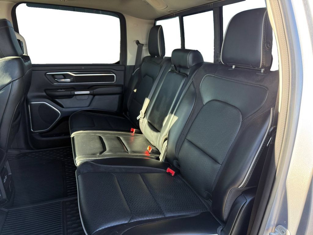 Used 2022 RAM 1500 Laramie AWD/4WD image 14