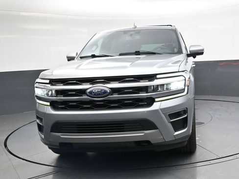 Used 2023 Ford Expedition Max Limited AWD/4WD image 9