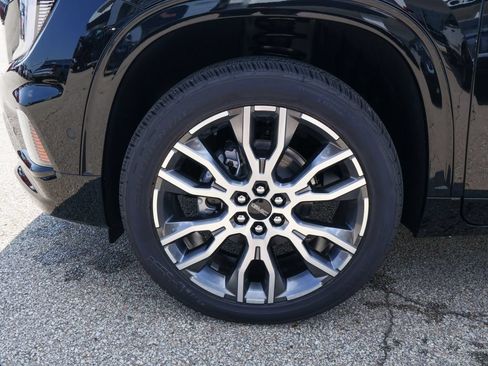 New 2027 GMC Acadia Denali Ultimate w/ LPO, Floor Liner Package AWD/4WD image 41
