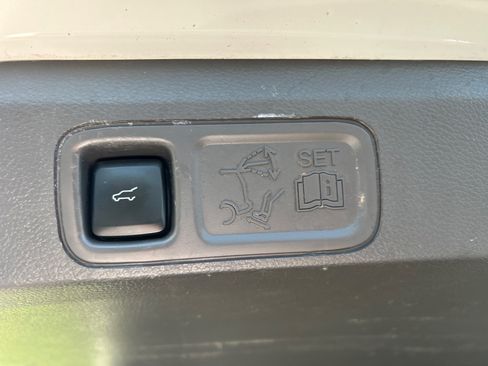 Certified 2021 Ford Expedition Limited AWD/4WD image 16