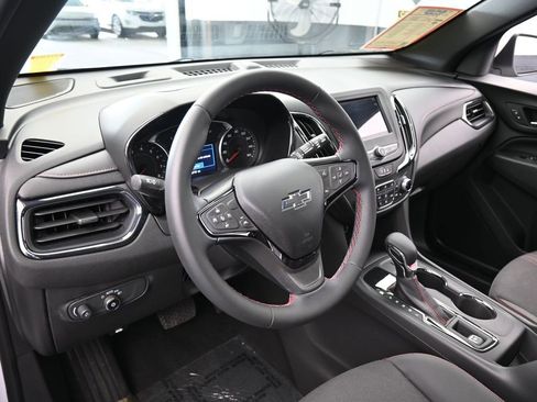 Used 2023 Chevrolet Equinox RS image 10