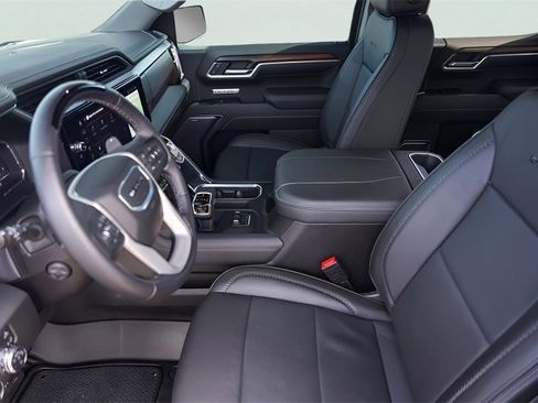 Used 2025 GMC Sierra 1500 Denali image 12