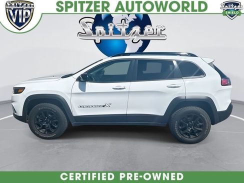 Certified 2022 Jeep Cherokee Latitude w/ Sun & Sound Group AWD/4WD image 6
