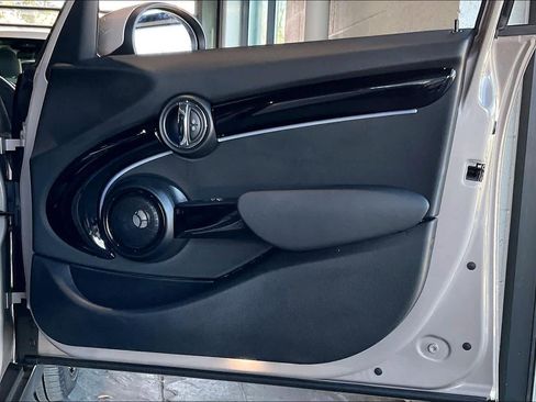 Used 2024 MINI Cooper S image 24