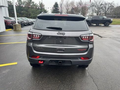 Used 2023 Jeep Compass Trailhawk w/ Trailhawk Convenience Group image 6