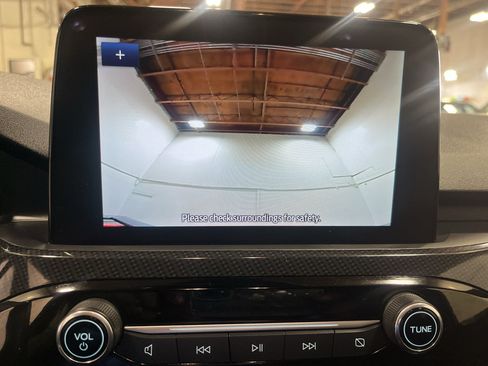 Used 2025 Ford Escape ST-Line Select AWD/4WD image 35