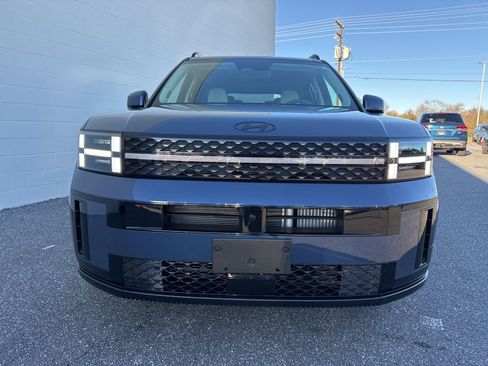 Used 2026 Hyundai Santa Fe Calligraphy image 2