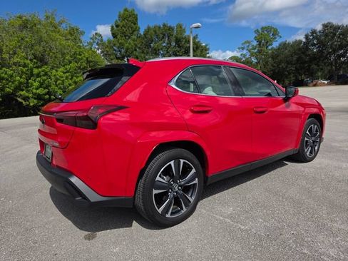 Used 2025 Lexus UX 300h FWD w/ Accessory Package (Z1) image 3