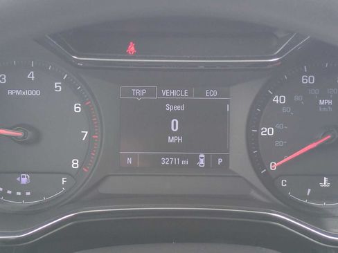 Used 2023 Chevrolet TrailBlazer LT FWD image 17