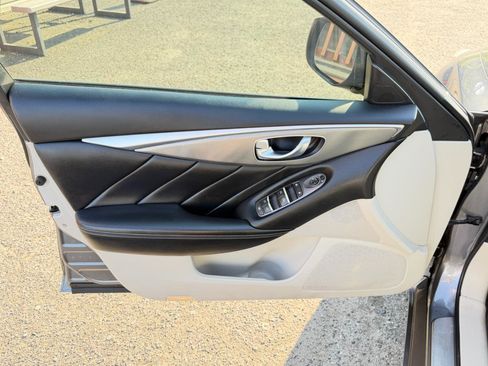 Used 2014 INFINITI Q50 AWD w/ Moonroof Package image 15