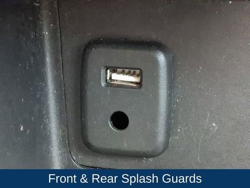 Used 2015 GMC Canyon SLE w/ All-Terrain Package image 27