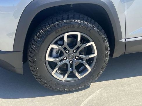 New 2026 Chevrolet Equinox ACTIV FWD image 32