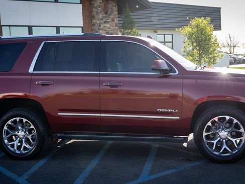 Used 2016 GMC Yukon Denali w/ Open Road Package image 10
