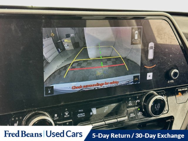 Used 2023 Toyota Highlander Limited AWD/4WD image 19
