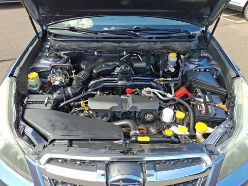 Used 2013 Subaru Legacy 2.5i Sport w/ Popular Pkg 1 AWD/4WD image 26
