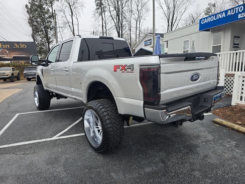 Used 2017 Ford F350 Lariat w/ Lariat Value Package image 4