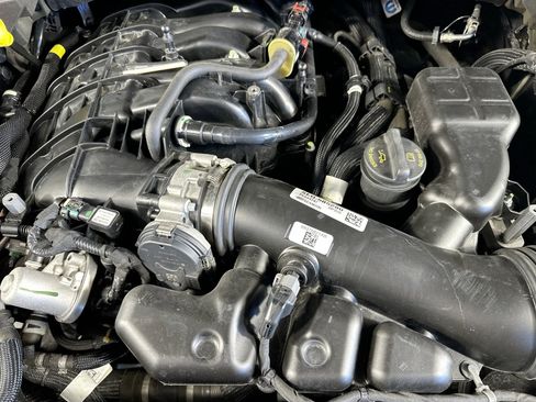 Used 2023 Jeep Grand Cherokee Limited w/ Black Appearance Package image 29