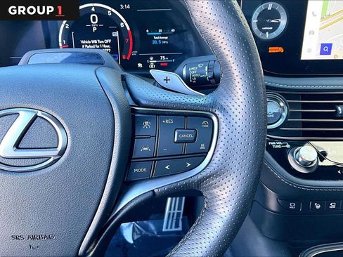 Used 2024 Lexus LS 500 F Sport w/ Dynamic Handling Package RWD image 25