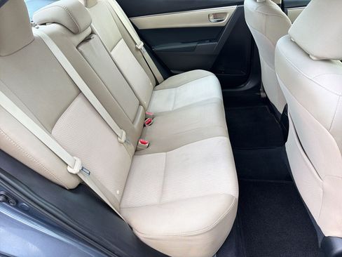 Used 2015 Toyota Corolla LE FWD image 27